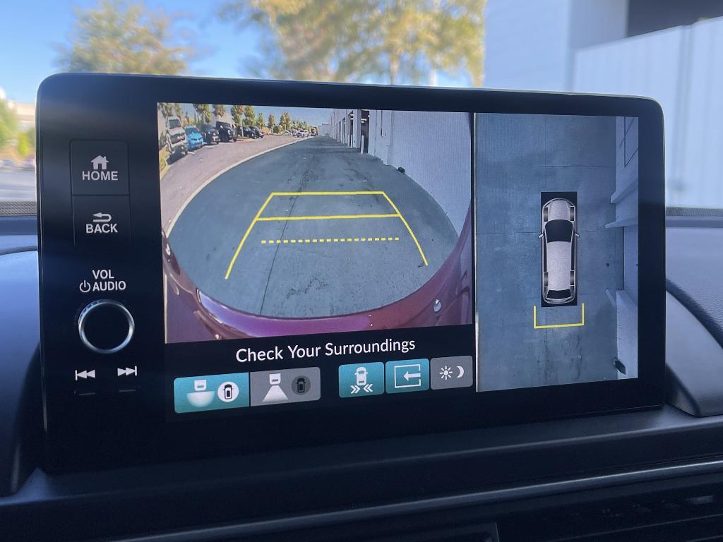 used 2023 Honda Pilot car, priced at $45,871