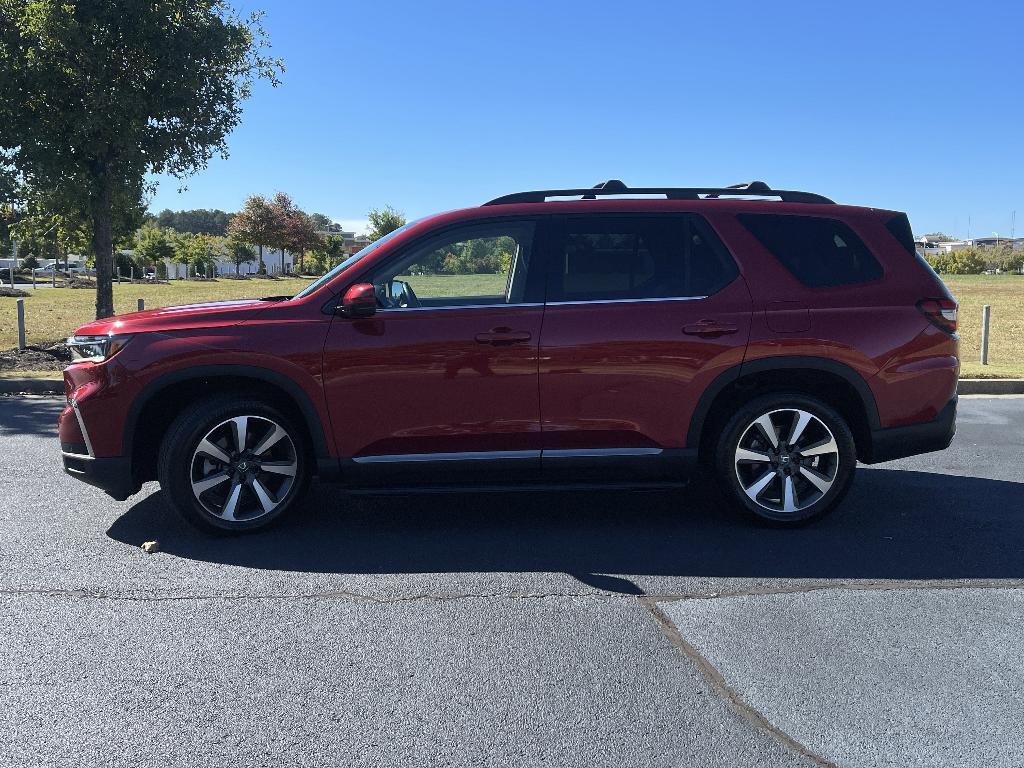 used 2023 Honda Pilot car, priced at $45,871