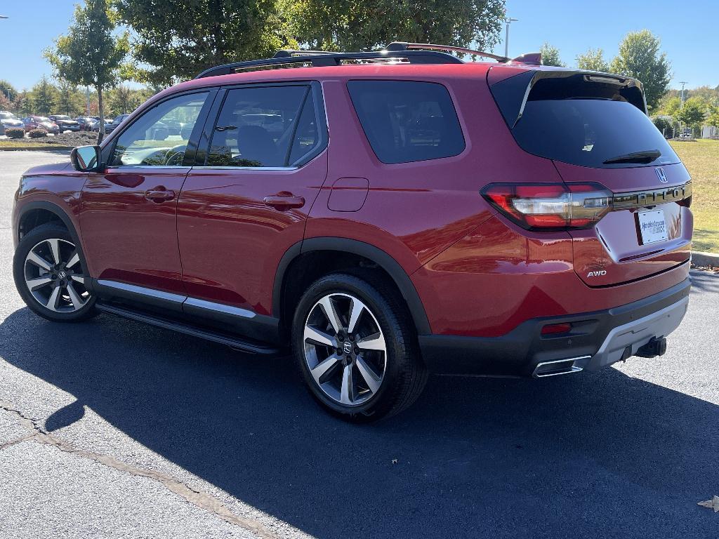 used 2023 Honda Pilot car, priced at $45,871