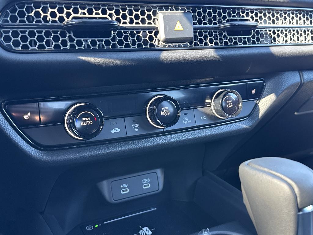 new 2026 Honda HR-V car, priced at $28,243