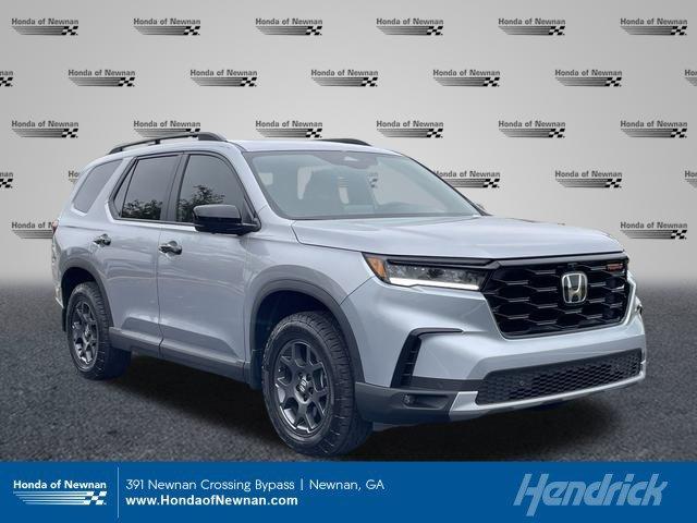 used 2024 Honda Pilot car, priced at $47,110