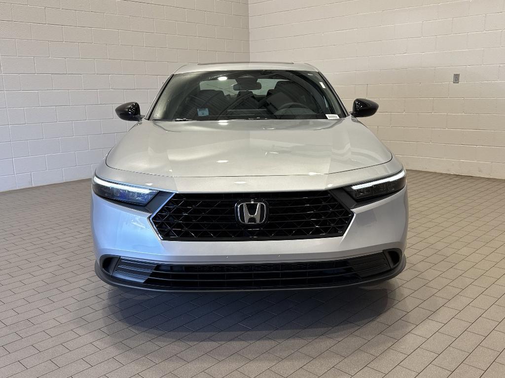 new 2025 Honda Accord Hybrid car, priced at $33,107