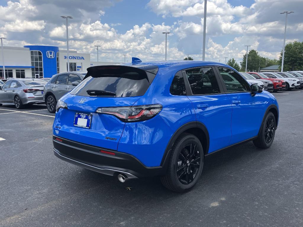 new 2026 Honda HR-V car, priced at $28,679