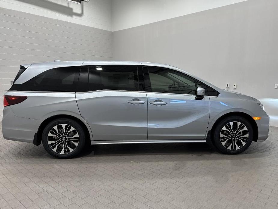 new 2025 Honda Odyssey car, priced at $52,275