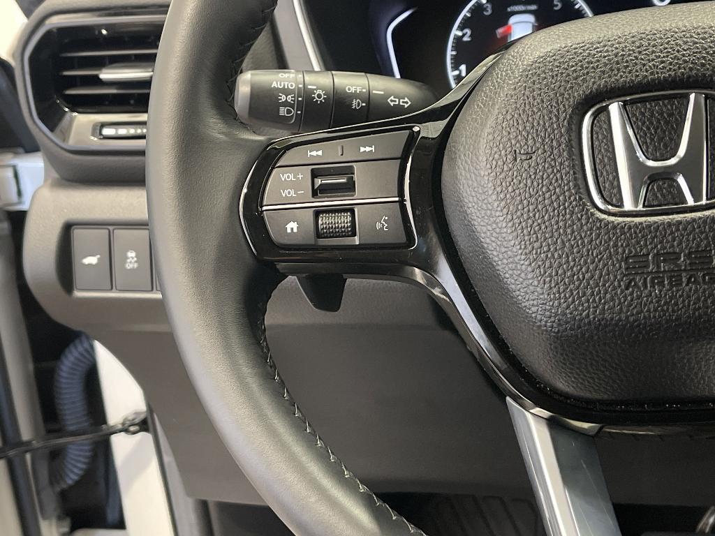 used 2025 Honda Pilot car, priced at $49,999