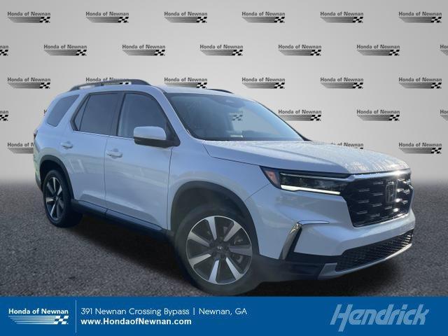 used 2025 Honda Pilot car, priced at $49,999