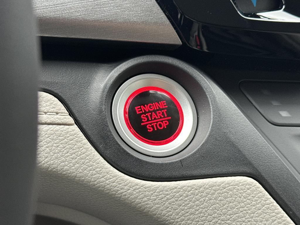 new 2026 Honda Odyssey car, priced at $43,090