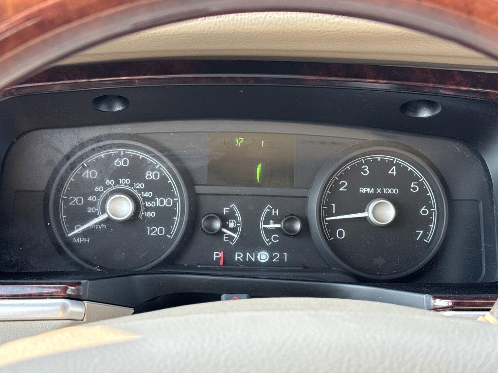 used 2011 Lincoln Town Car car, priced at $10,575