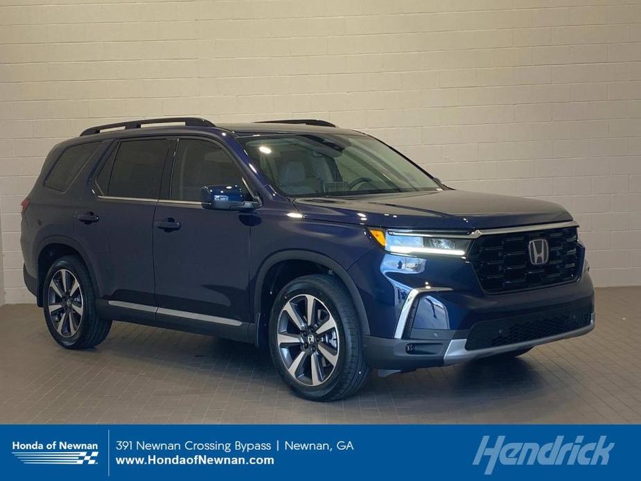 new 2025 Honda Pilot car, priced at $46,939