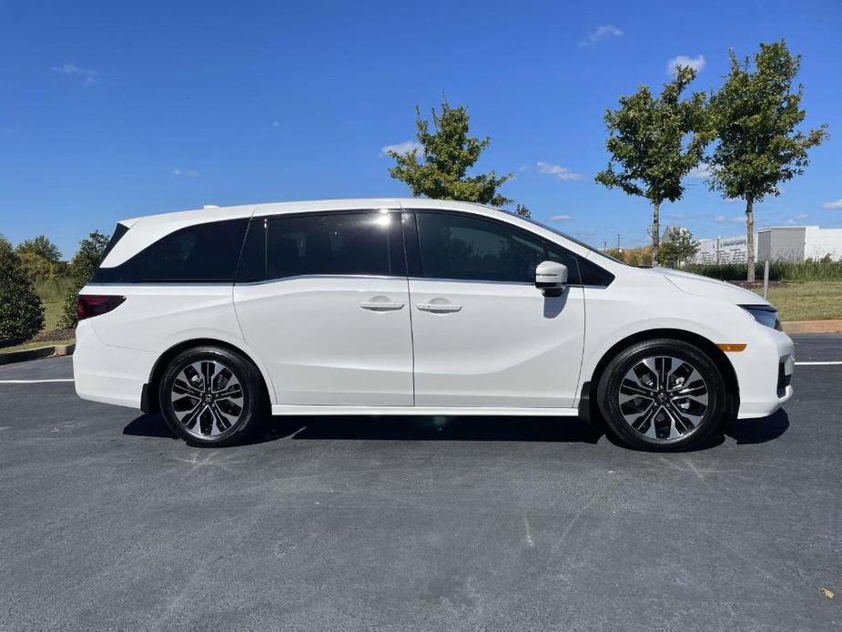 new 2025 Honda Odyssey car, priced at $52,730