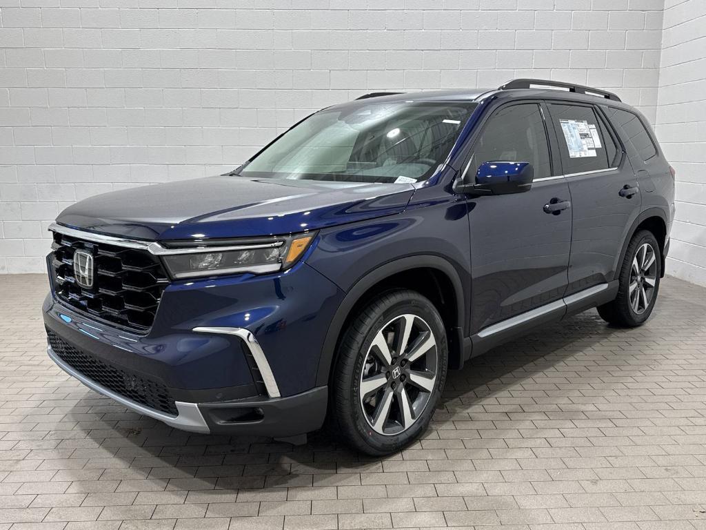 new 2025 Honda Pilot car, priced at $46,992