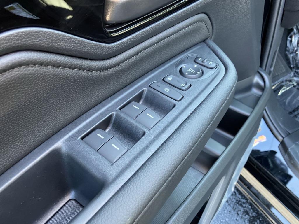 new 2025 Honda Odyssey car, priced at $45,516