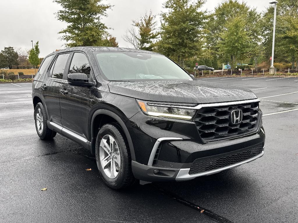 new 2025 Honda Pilot car, priced at $42,363