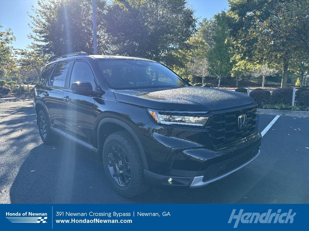 new 2025 Honda Pilot car, priced at $48,370