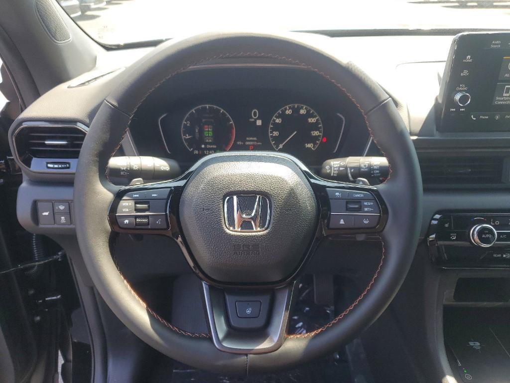 new 2025 Honda Pilot car, priced at $47,804