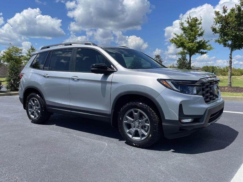 new 2025 Honda Passport car, priced at $46,395