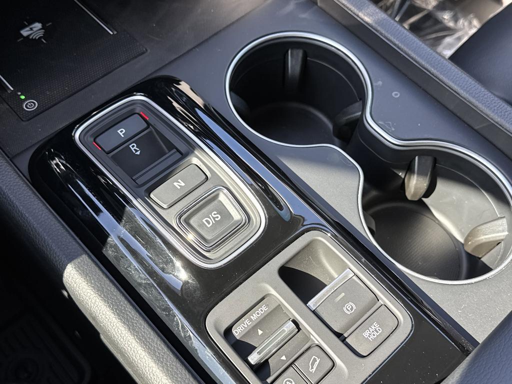 new 2025 Honda Pilot car, priced at $48,011
