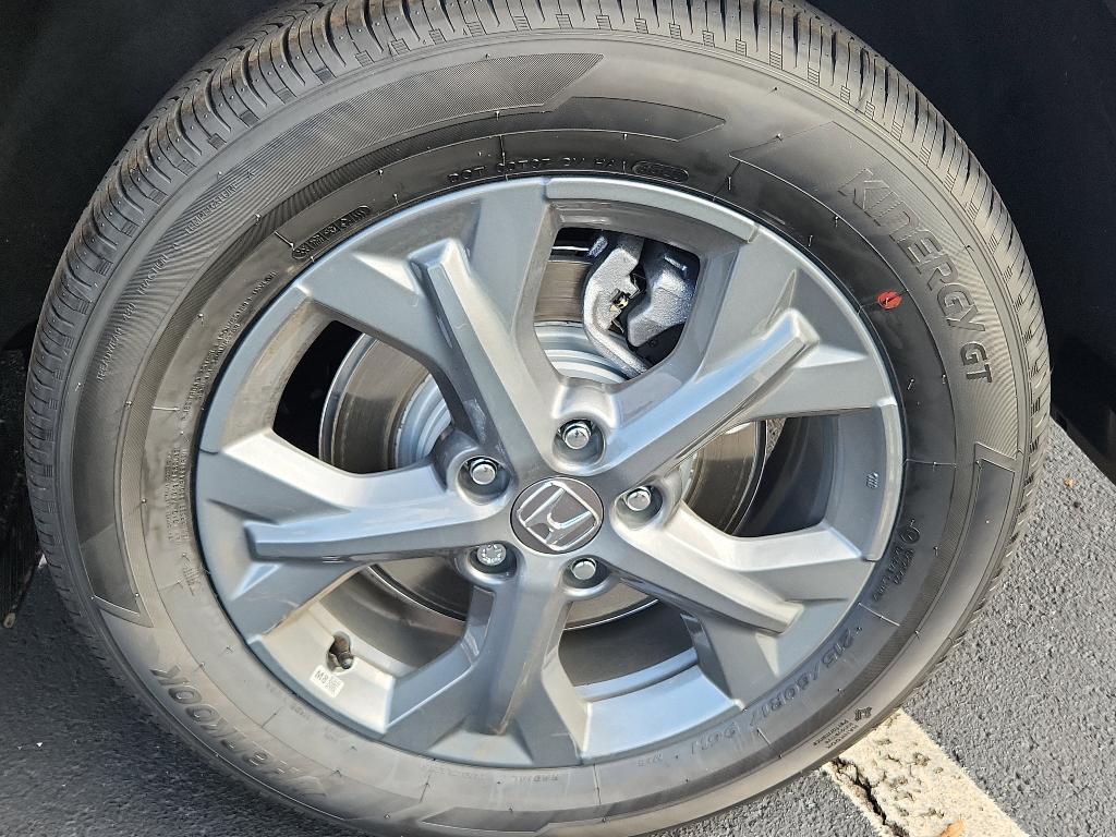 new 2026 Honda HR-V car, priced at $26,516