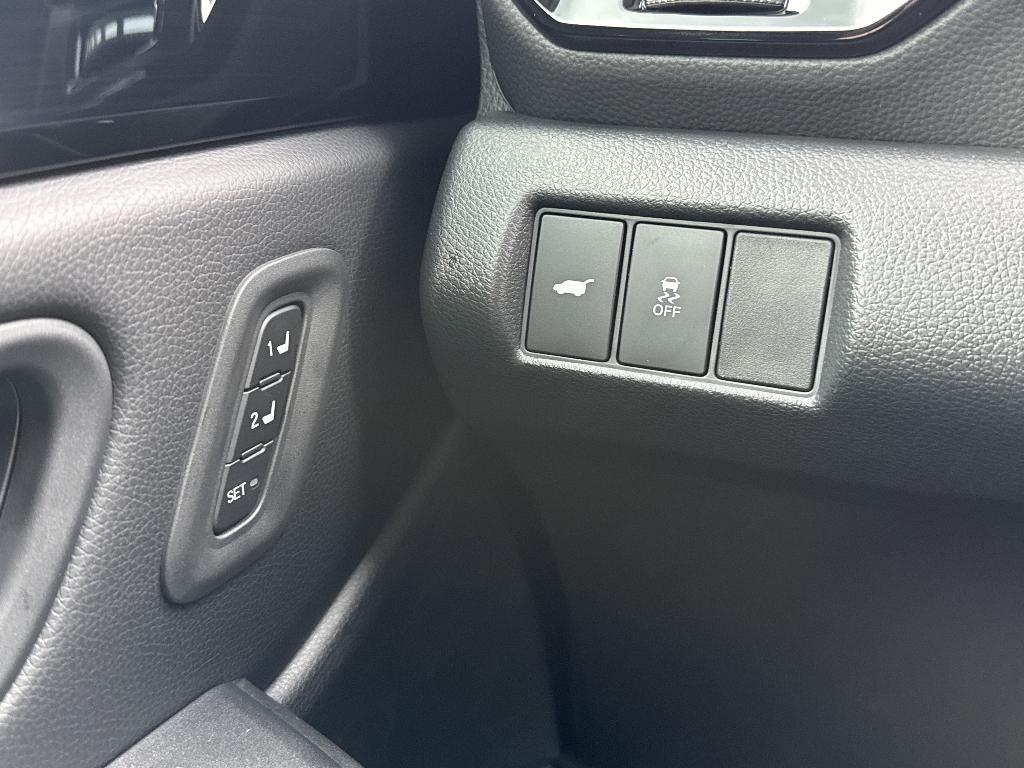 new 2025 Honda Pilot car, priced at $44,298