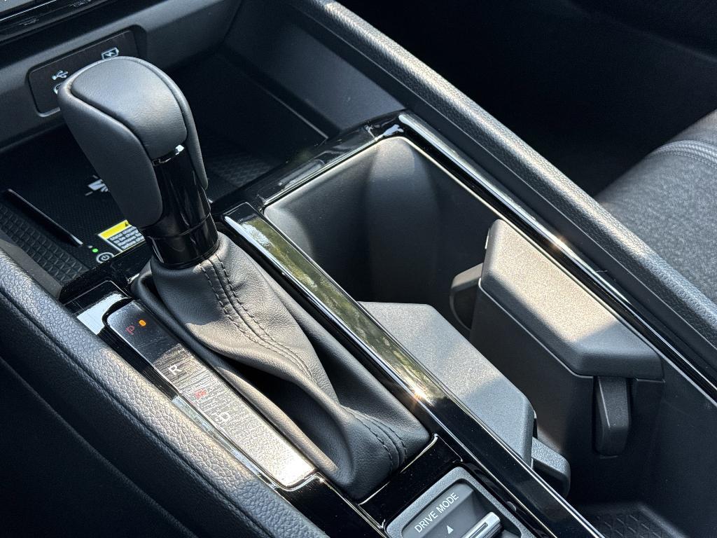 new 2025 Honda Accord Hybrid car, priced at $33,274