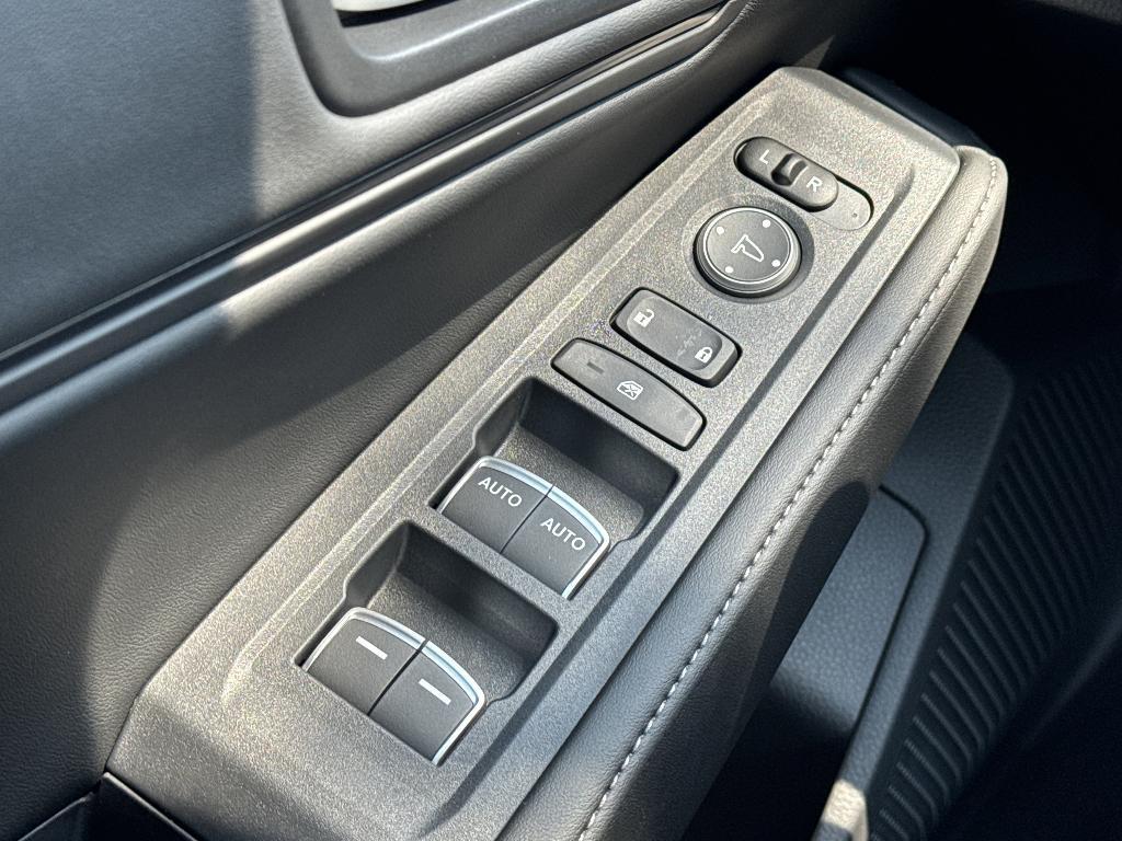 new 2025 Honda Accord Hybrid car, priced at $33,274