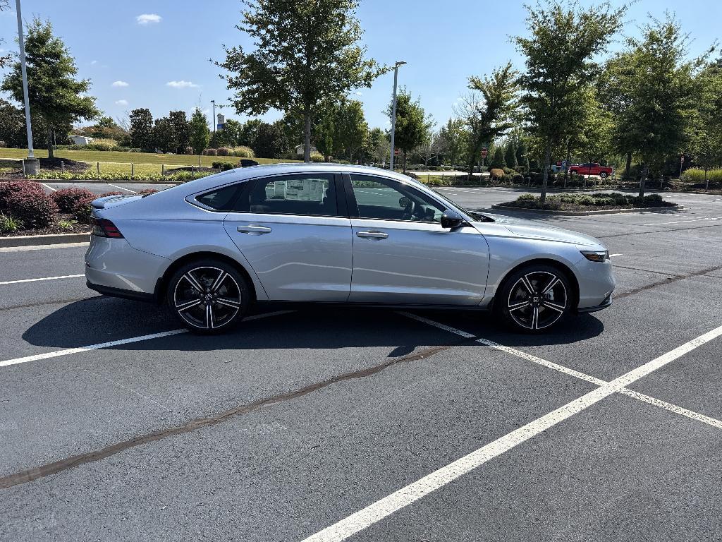 new 2025 Honda Accord Hybrid car, priced at $33,274