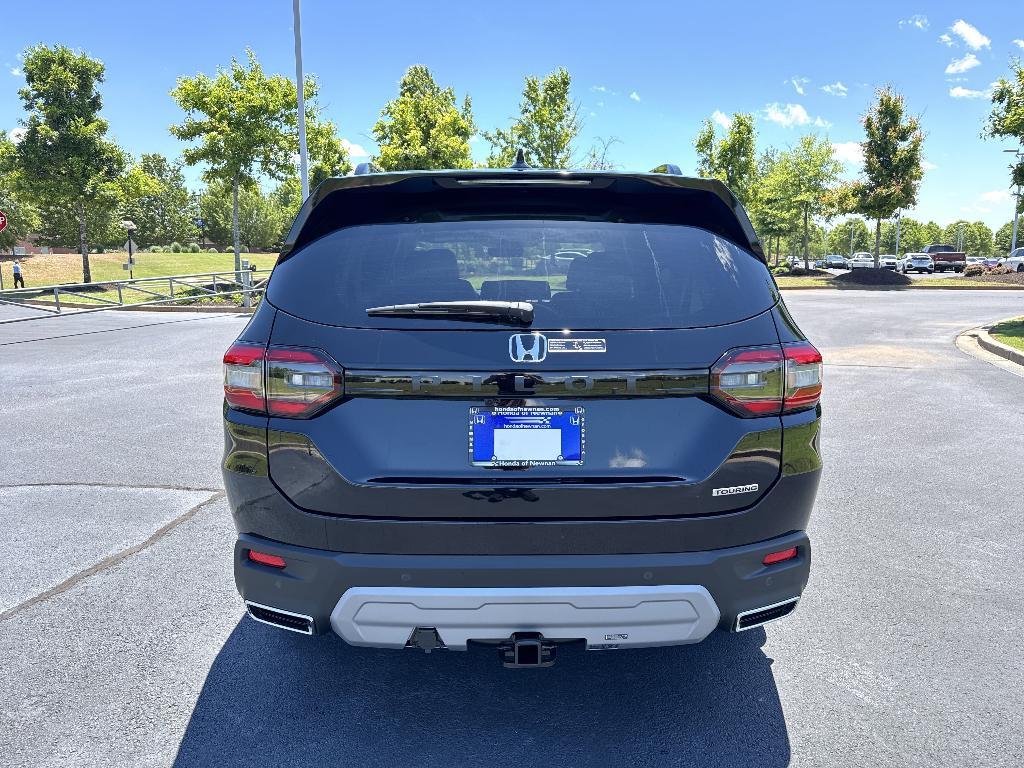 new 2025 Honda Pilot car, priced at $47,635