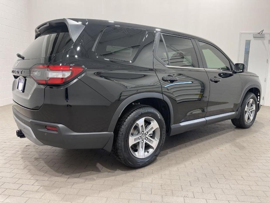 new 2025 Honda Pilot car, priced at $44,520