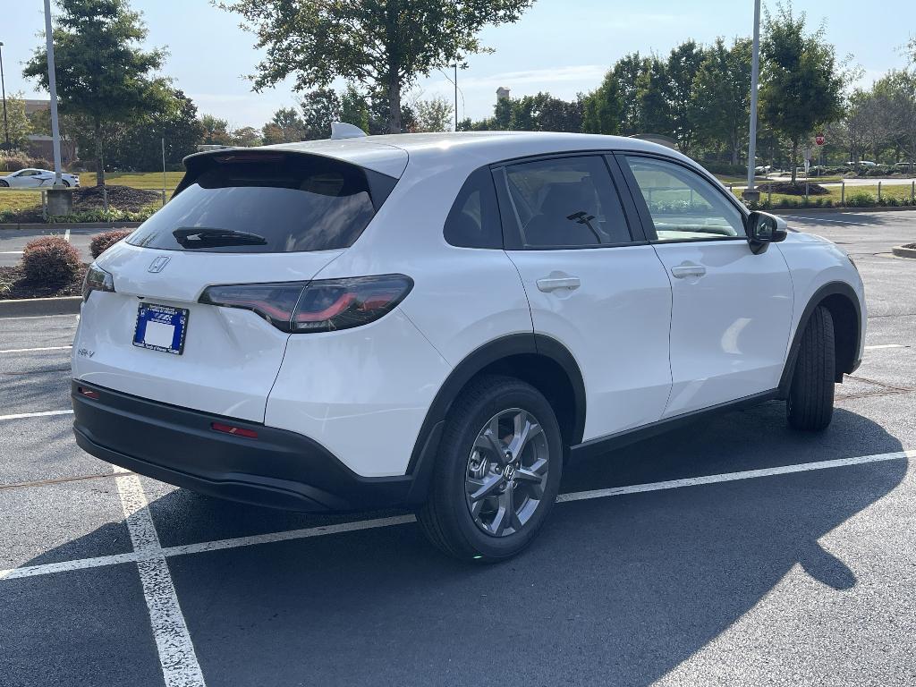 new 2026 Honda HR-V car, priced at $28,391