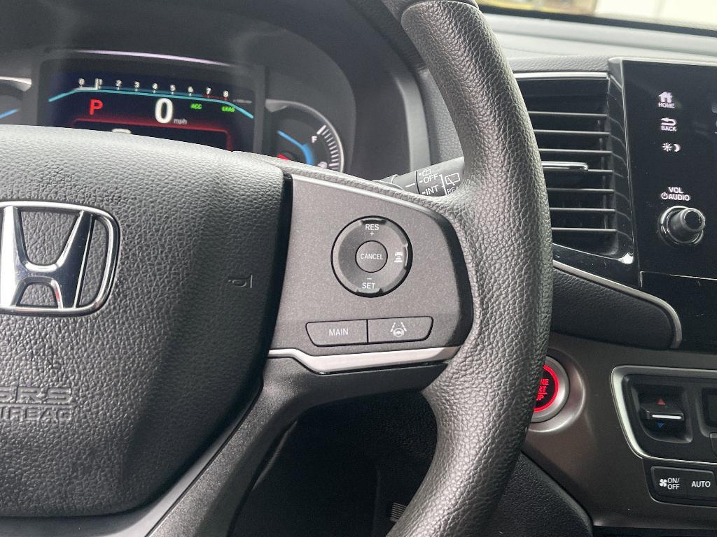 used 2022 Honda Pilot car, priced at $29,999