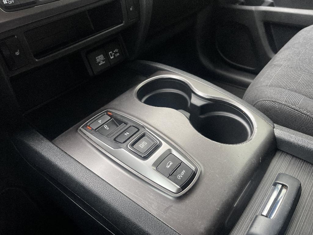 used 2022 Honda Pilot car, priced at $29,999