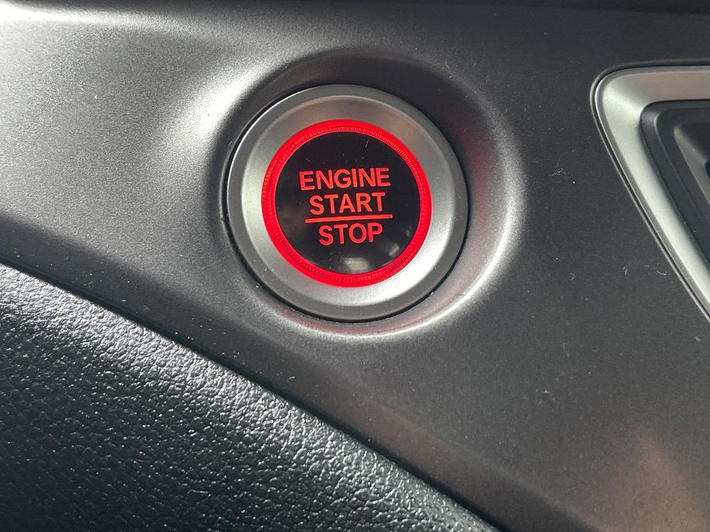 used 2022 Honda Pilot car, priced at $29,999