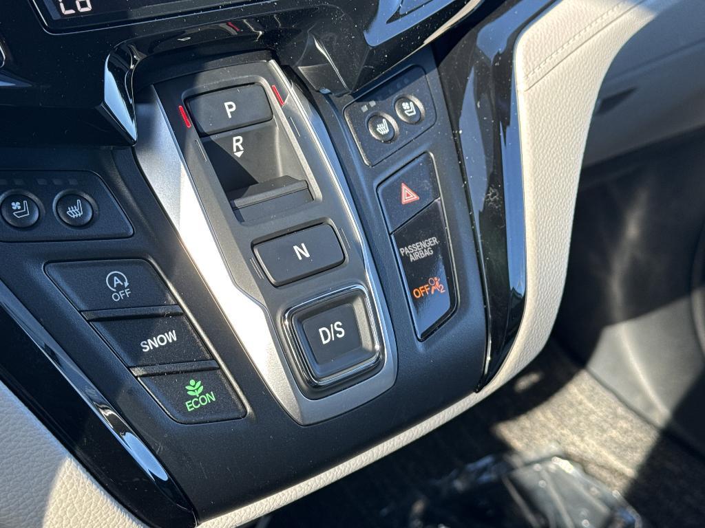 new 2026 Honda Odyssey car, priced at $52,162