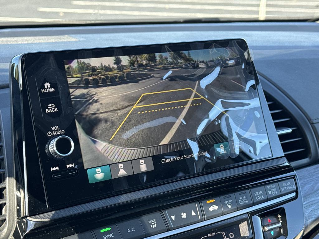 new 2026 Honda Odyssey car, priced at $52,162