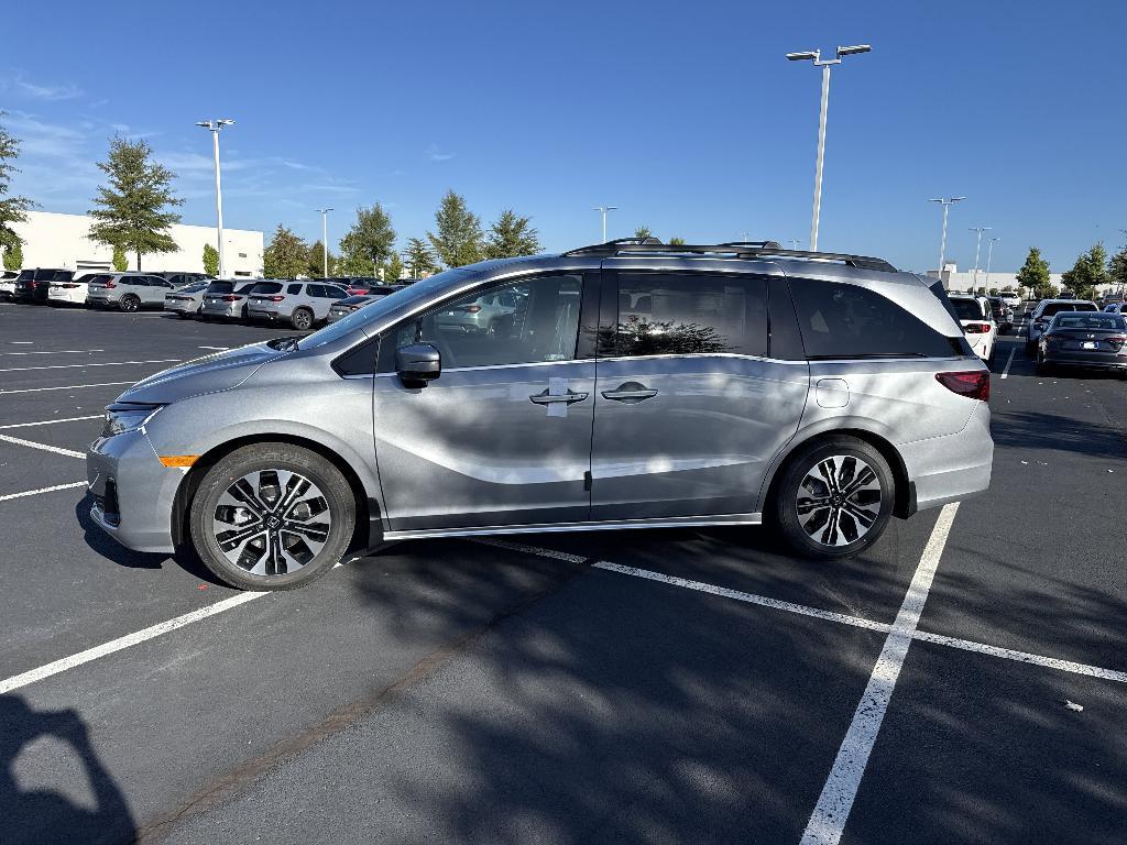 new 2026 Honda Odyssey car, priced at $52,162
