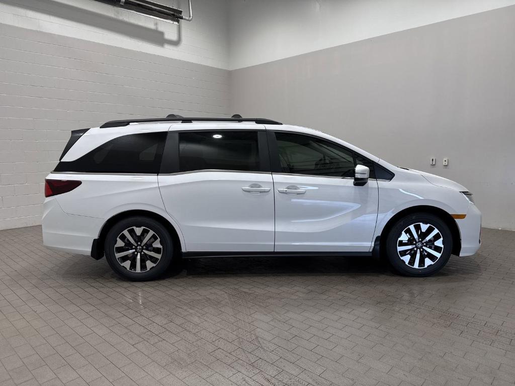 new 2025 Honda Odyssey car, priced at $44,720