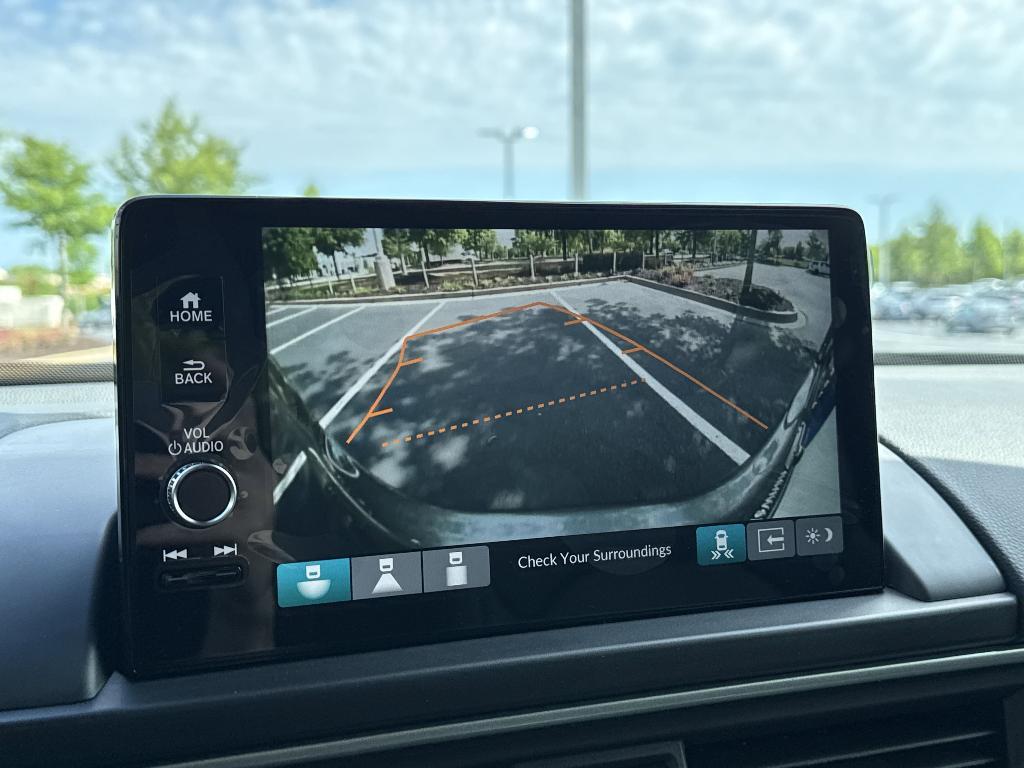 new 2025 Honda Pilot car, priced at $46,018