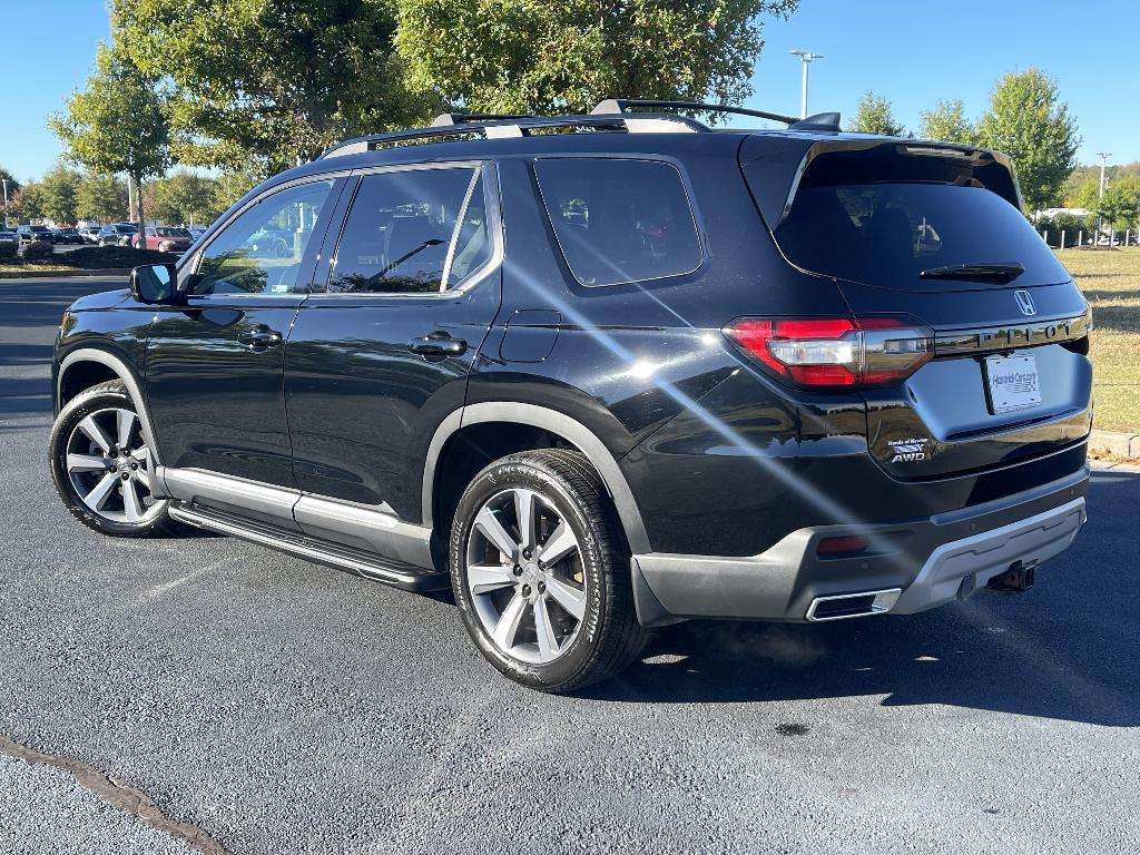 used 2023 Honda Pilot car, priced at $47,989