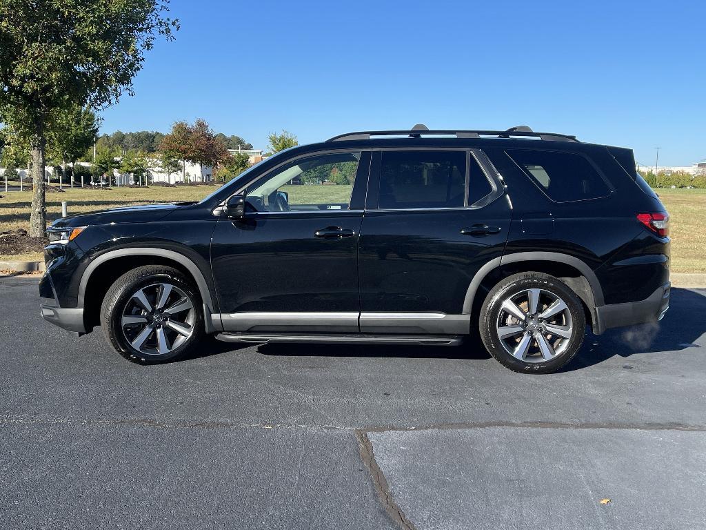 used 2023 Honda Pilot car, priced at $47,989