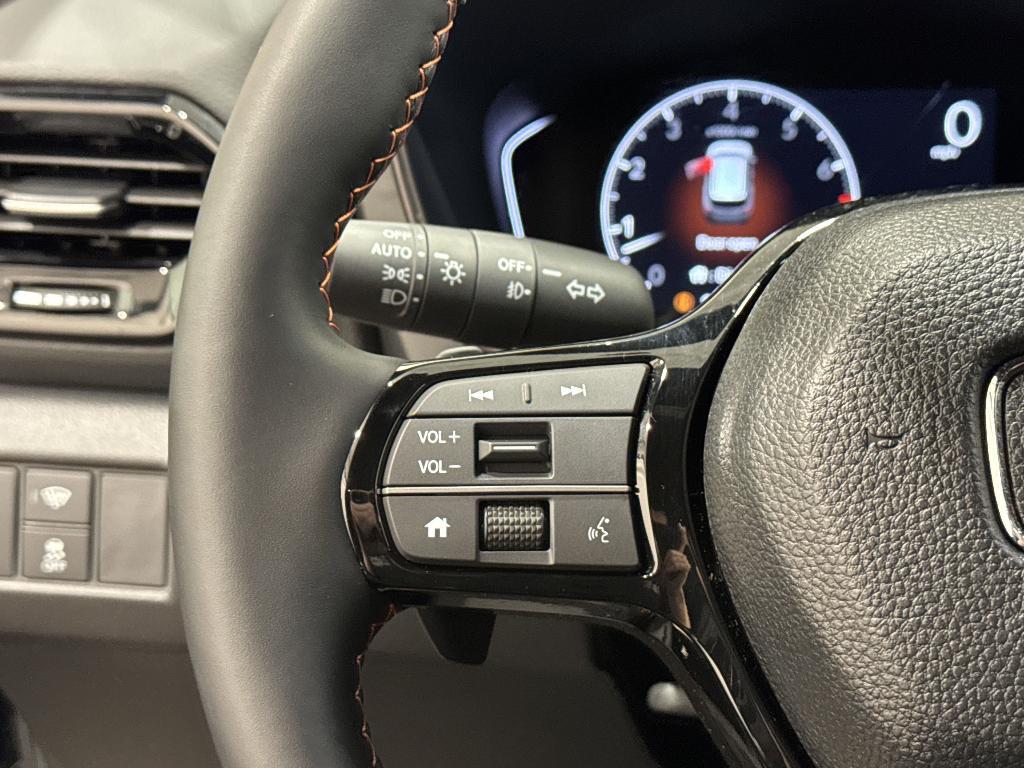 used 2025 Honda Pilot car, priced at $51,550