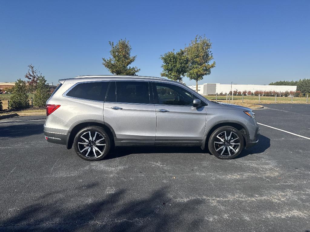 used 2019 Honda Pilot car, priced at $24,875