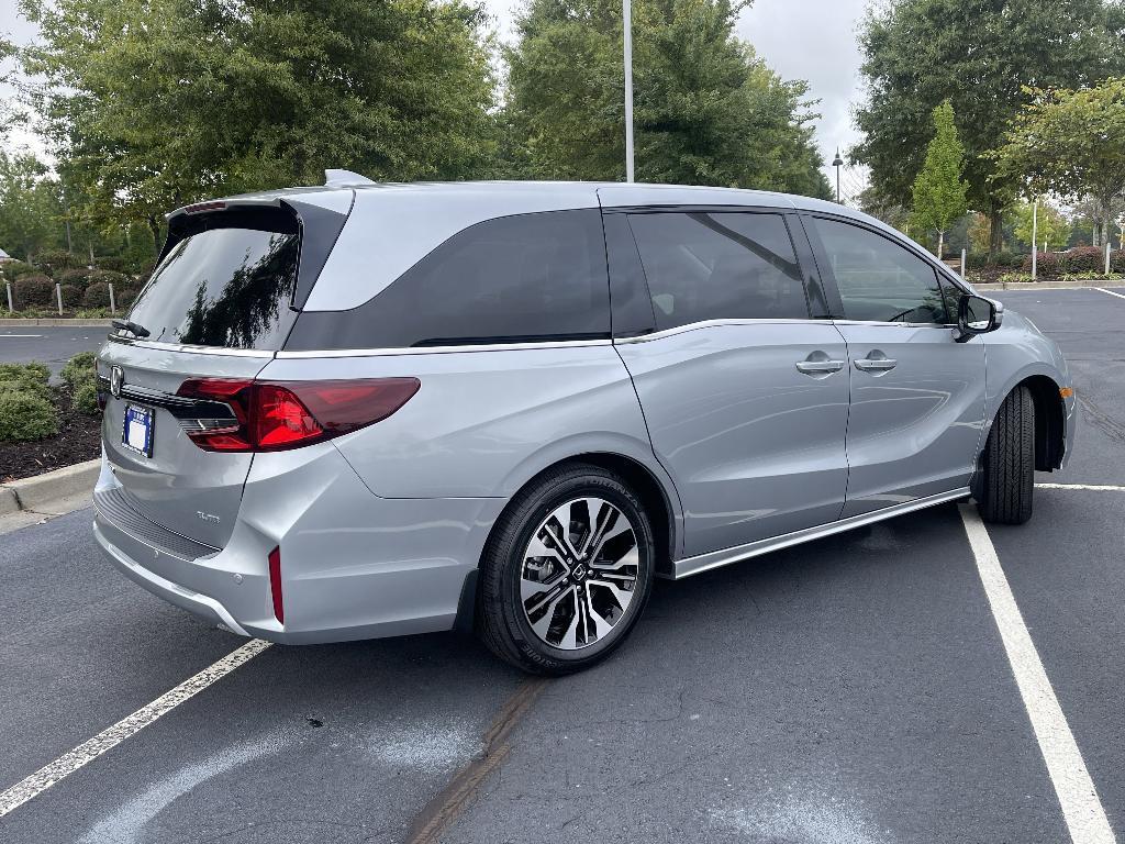 new 2026 Honda Odyssey car, priced at $51,062