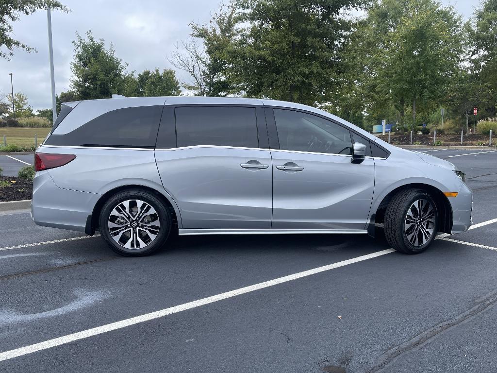 new 2026 Honda Odyssey car, priced at $51,062