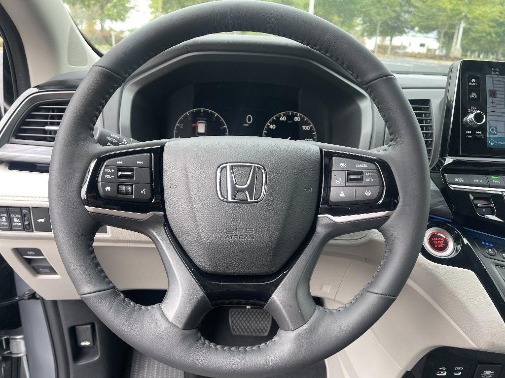 new 2026 Honda Odyssey car, priced at $51,062