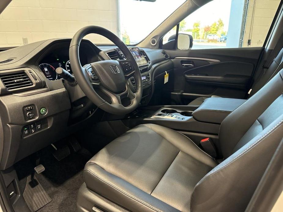 new 2025 Honda Ridgeline car, priced at $45,330