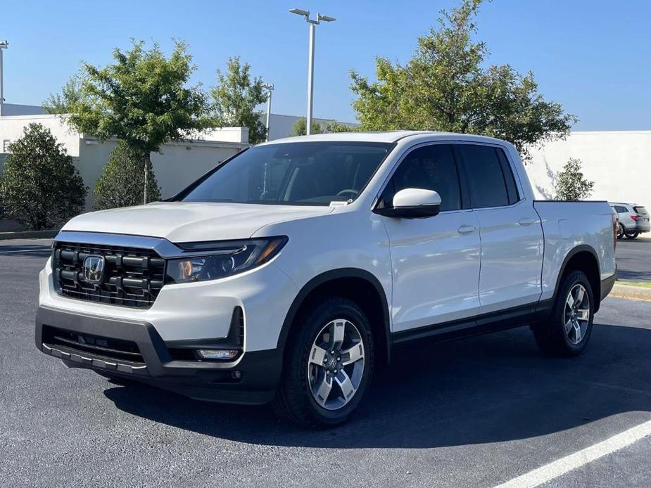 new 2025 Honda Ridgeline car, priced at $45,330