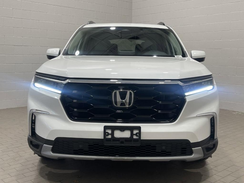 used 2024 Honda Pilot car, priced at $47,659