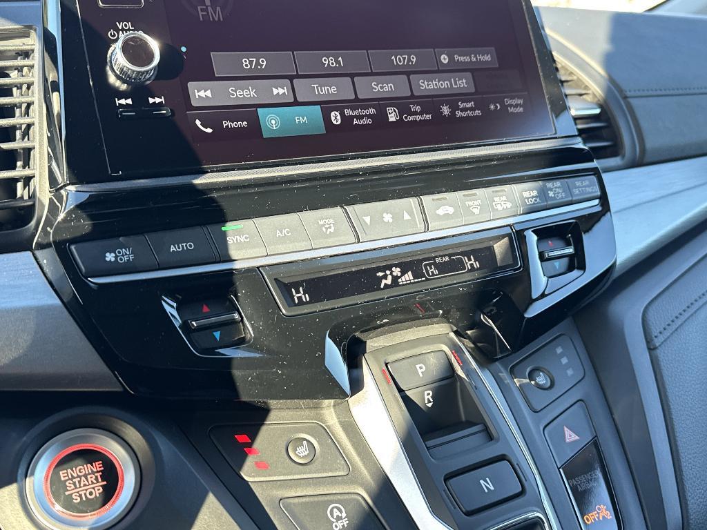 new 2026 Honda Odyssey car, priced at $43,858
