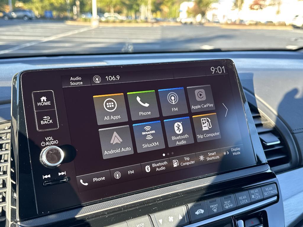 new 2026 Honda Odyssey car, priced at $43,858