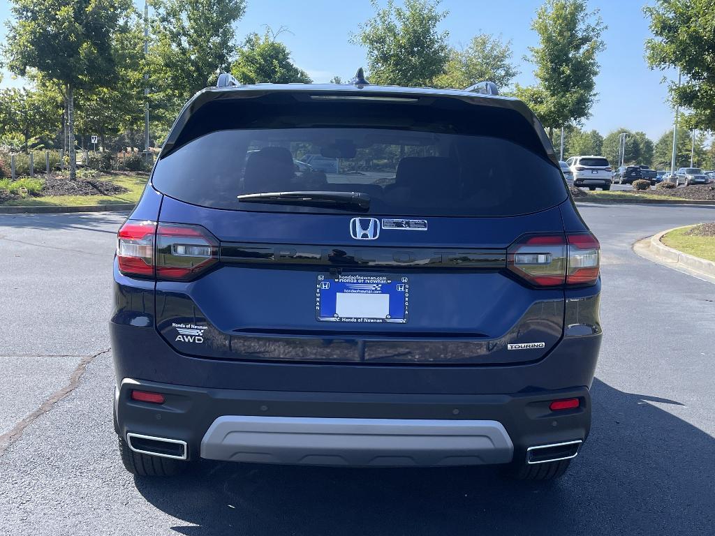 new 2025 Honda Pilot car, priced at $48,106